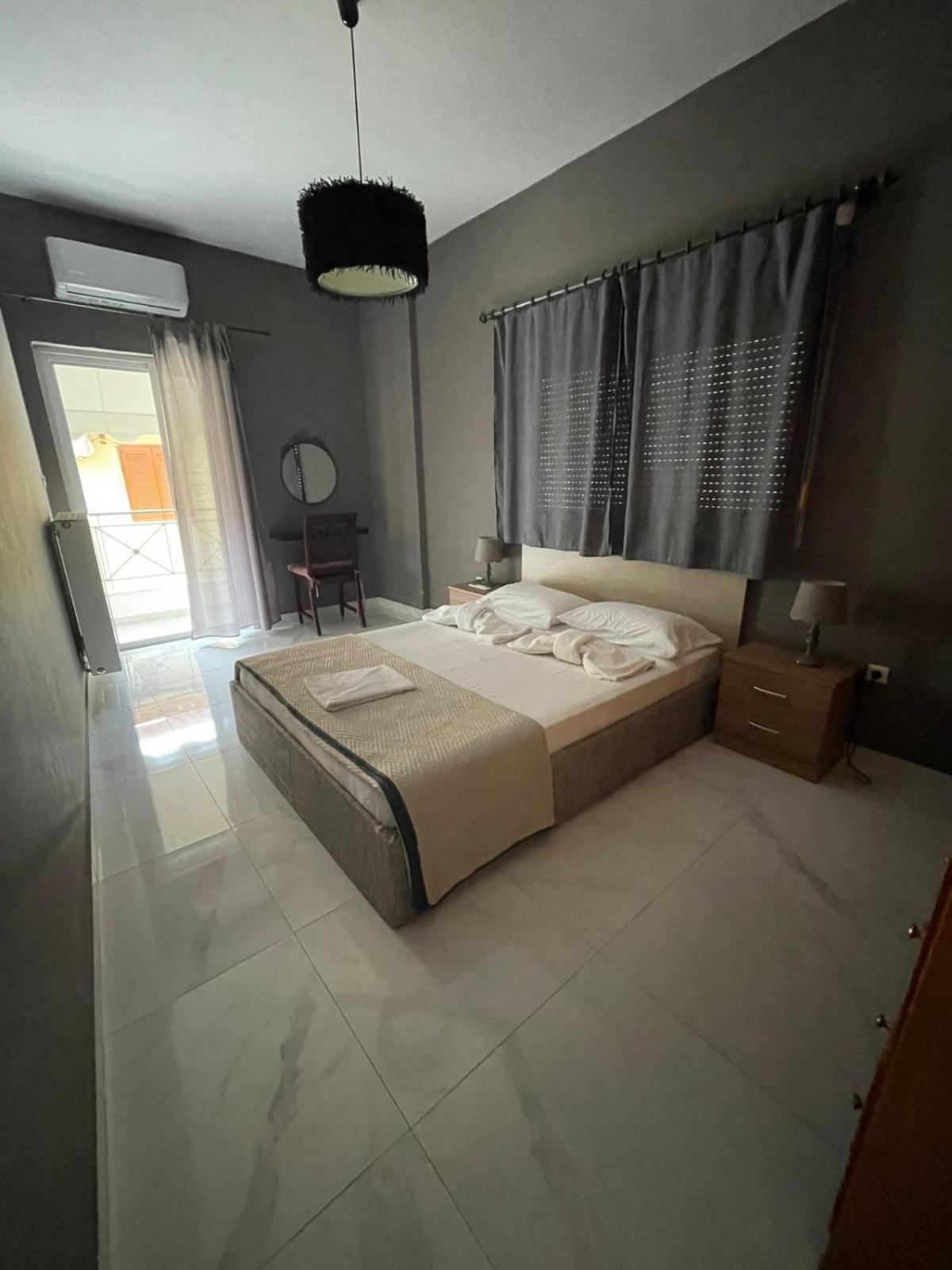 Anais Apartment Preveza Exterior photo